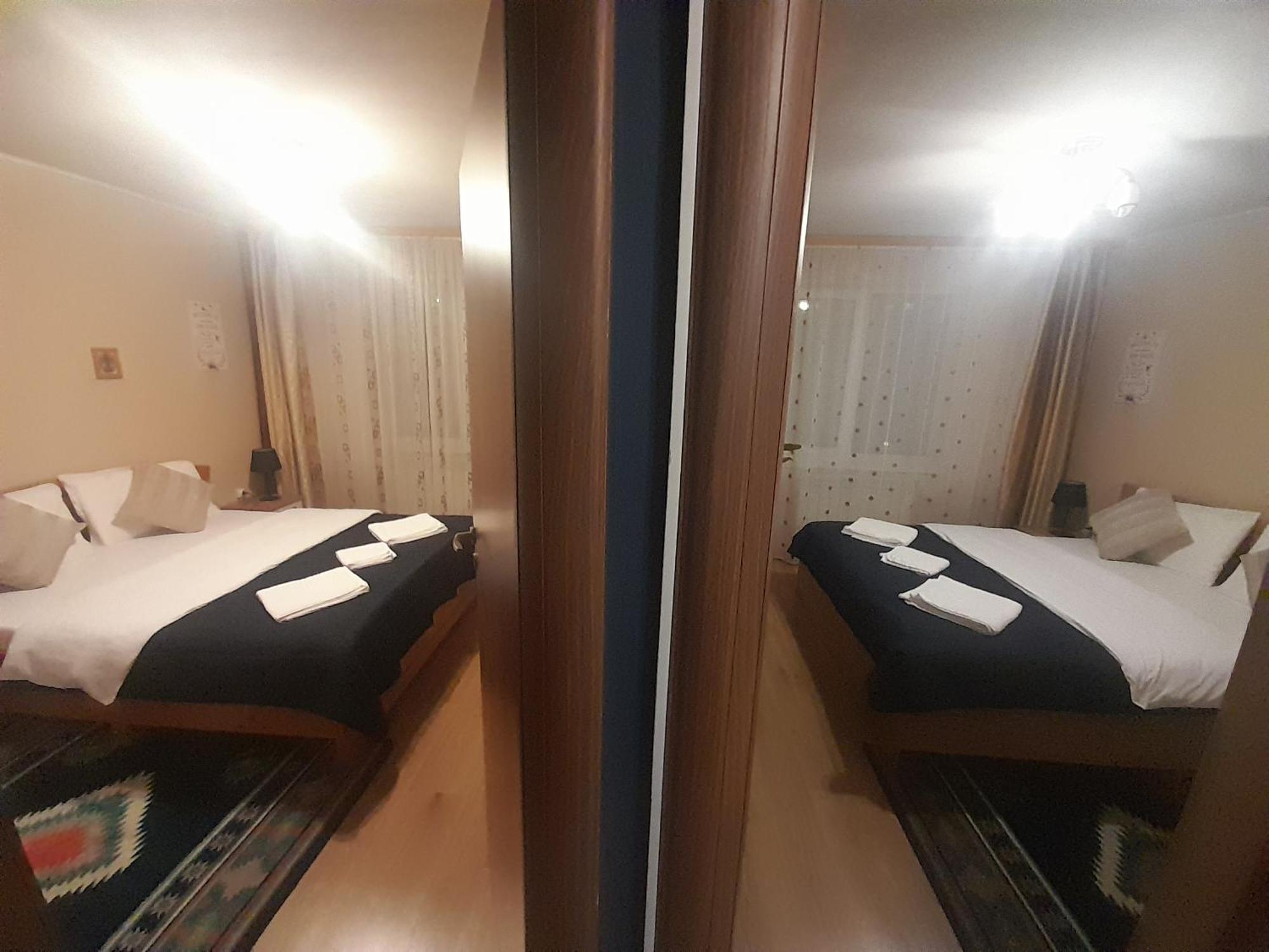 15 Minutes Apartment Bucarest Esterno foto